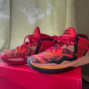 Nike Kyrie Inifinity